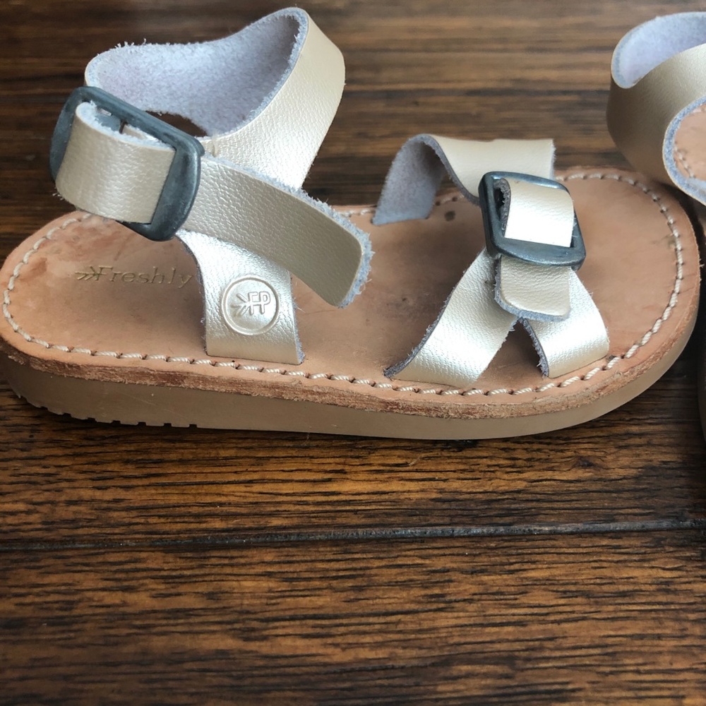 Freshly Picked Walker/Toddler Sandals